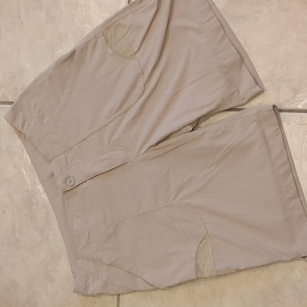 Columbia PFG Athletic Tan Shorts Size 8